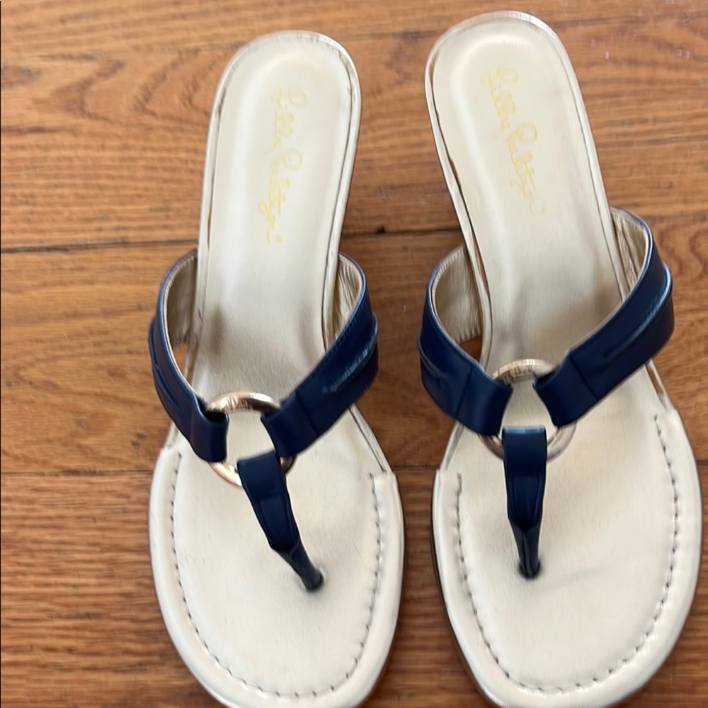 Lilly Pulitzer Navy and Cream Sandals
